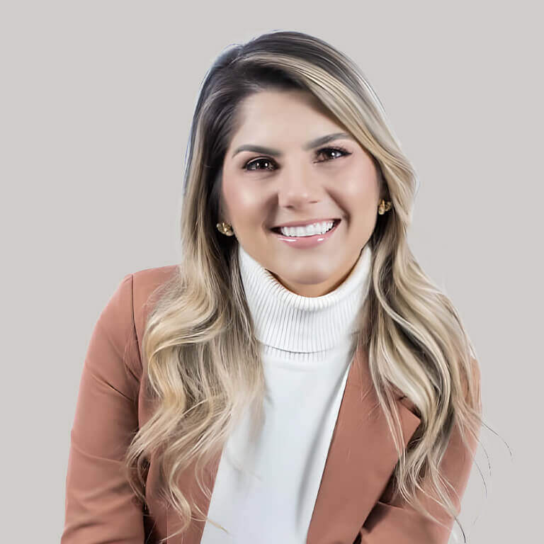 Dra. Thaís Collier